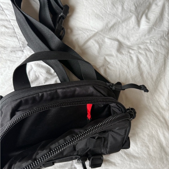 Topo Designs Mountain Hip Bag - Picture 2 of 3